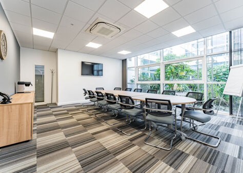 Office Space Birmingham Business Park - Image 11