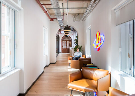 Office Space 1 Waterhouse Square - Image 9