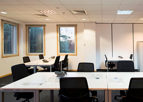 Office Space Bath Road - Image 8