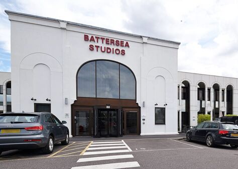 Office Space Le Bureau - Image 1