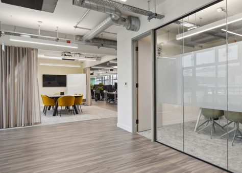 Office Space Thirty Lighterman - Image 7