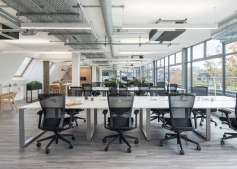 Office Space Thirty Lighterman - Image 8