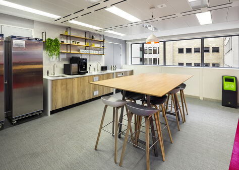 Office Space Moorgate - Image 3