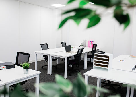 Office Space Cardiff C12 - Image 4