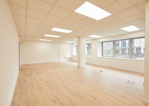 Office Space Development House - Image 12