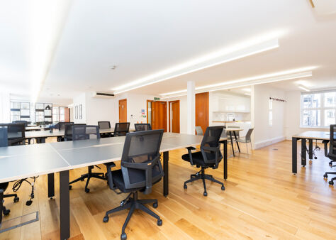 Office Space 12-14 Berry Street - Image 5