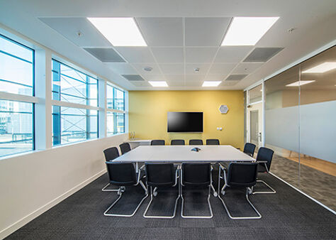 Office Space Heathrow, Terminal 3 - Image 8