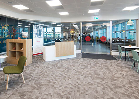 Office Space Heathrow, Terminal 3 - Image 2