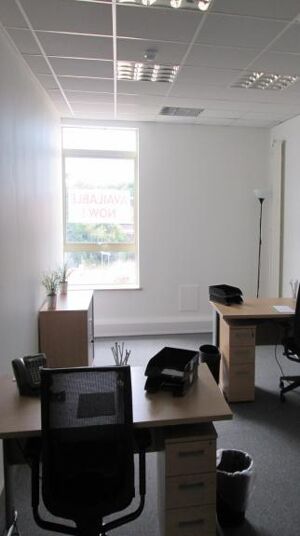 Office Space Gosport - Image 10