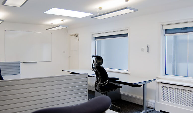 Office Space Wesley House - Image 3