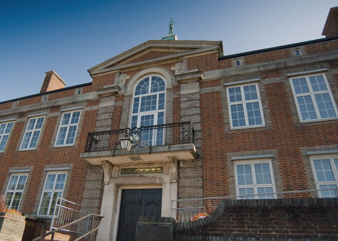 Office Space Wesley House - Image 1