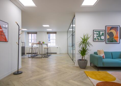 Office Space 48 George Street - Image 3