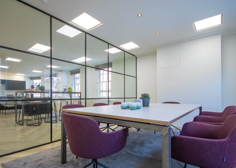 Office Space 48 George Street - Image 5