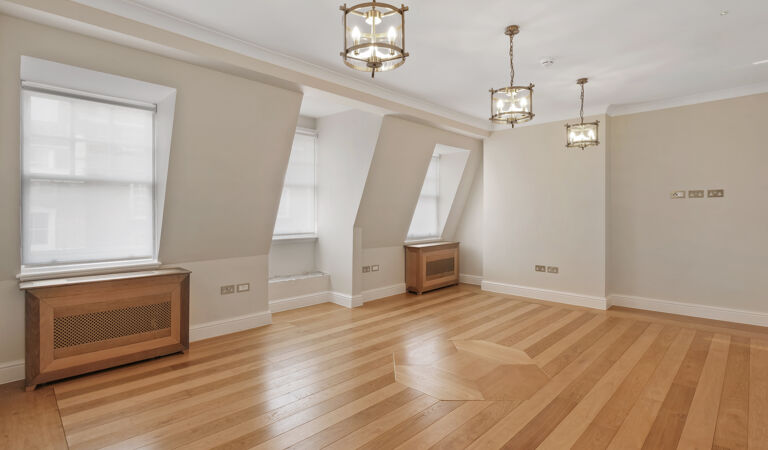 Office Space 40 South Audley Street - Image 3