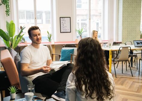 Office Space Leeming Building - Image 7