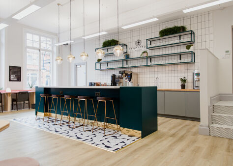 Office Space Leeming Building - Image 1