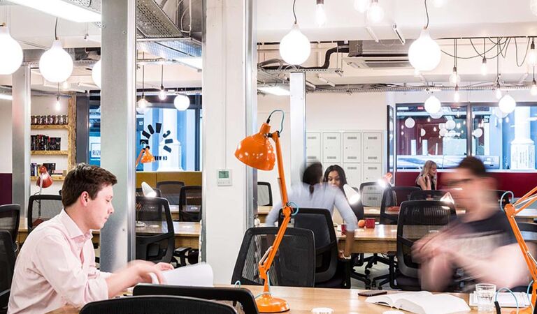 Image #3 of 52 Upper Street