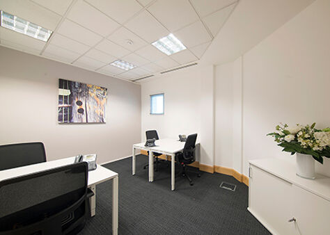 Office Space Rickmansworth Park Road - Image 7