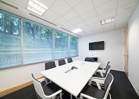 Office Space Rickmansworth Park Road - Image 3