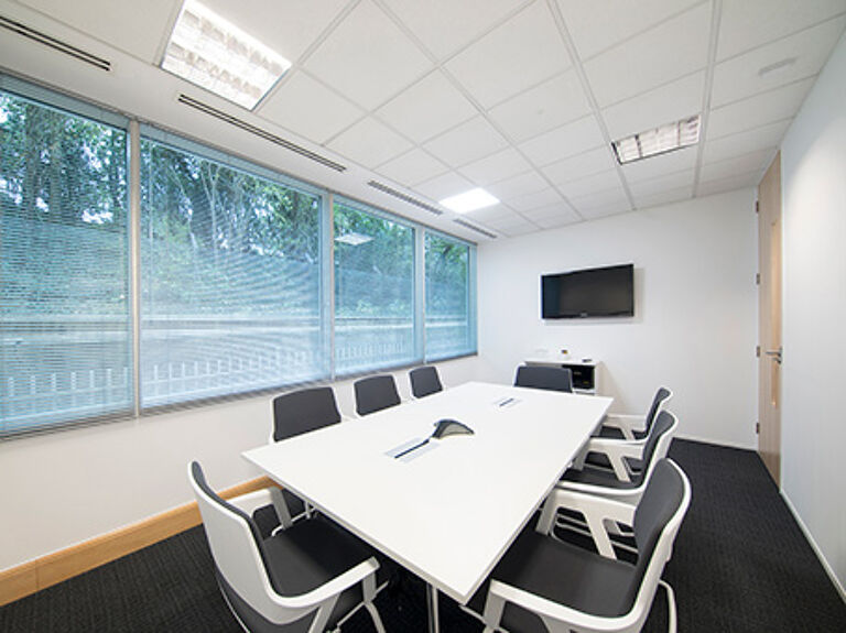 Office Space Rickmansworth Park Road - Image 3