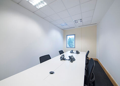 Office Space Rickmansworth Park Road - Image 6