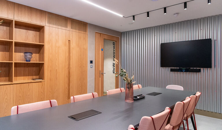 Office Space Huckletree Kensington - Image 3