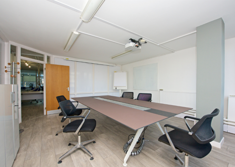 Office Space Metro House, Chichester - Image 3