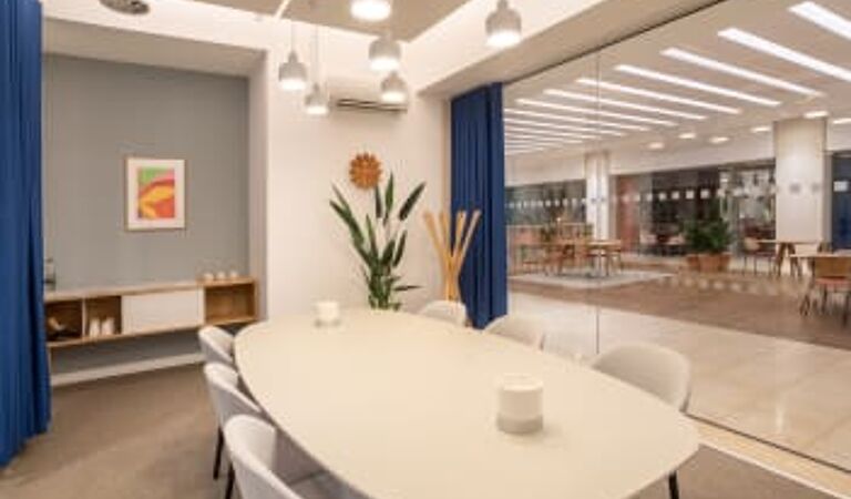 Office Space The Mailbox - Image 3