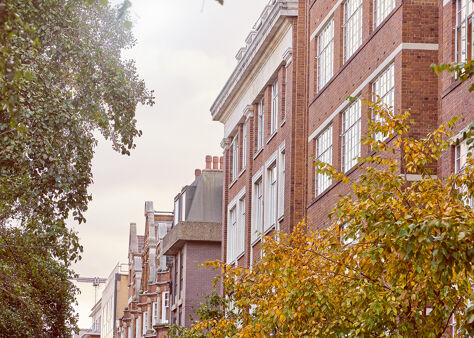 Office Space Douglas House - Image 1