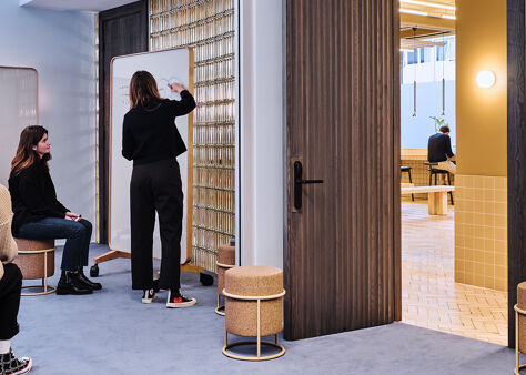 Office Space Douglas House - Image 6