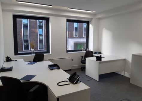 Office Space Hammersmith - Image 8