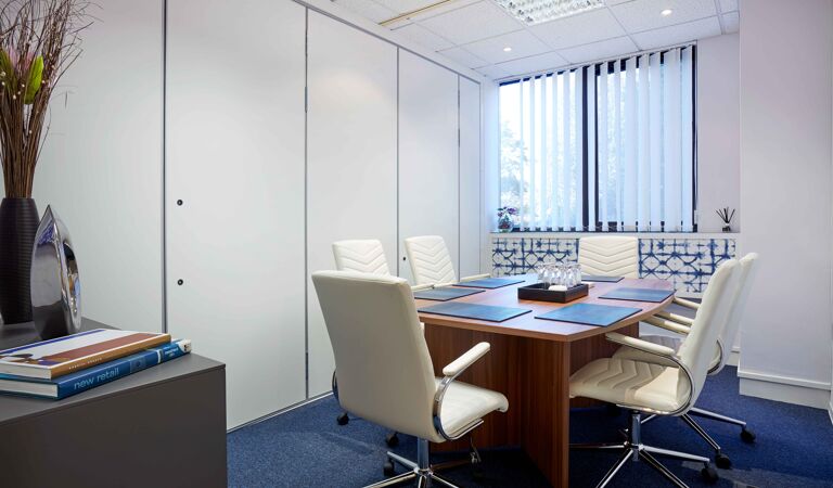 Office Space Solar House - Image 2