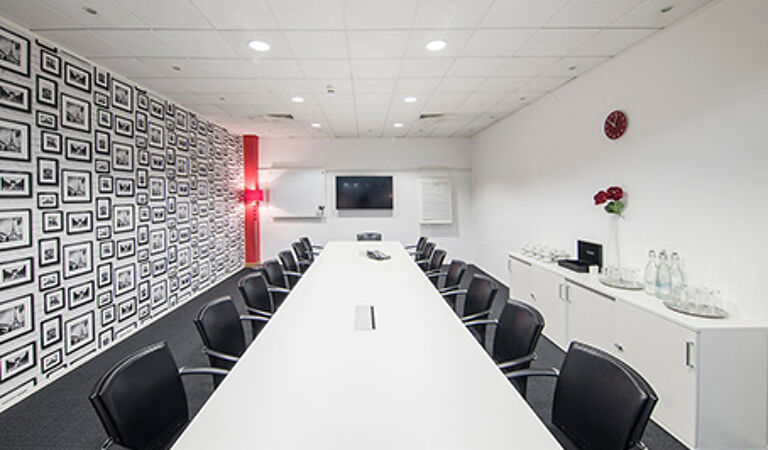 Office Space Bracknell Arlington Square - Image 3