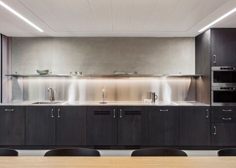 Office Space Blockchain House - Image 5