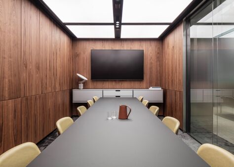 Office Space Blockchain House - Image 3