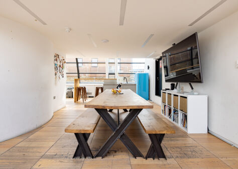 Office Space 8-14 Vine Hill - Image 6