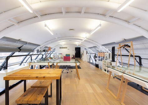 Office Space 8-14 Vine Hill - Image 2