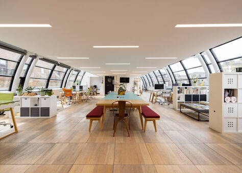 Office Space 8-14 Vine Hill - Image 11