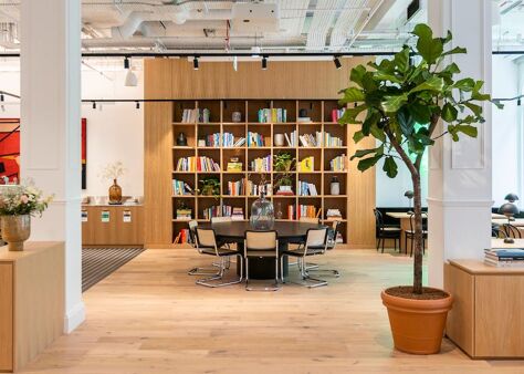 Office Space 17 St Helen's Place - Image 9