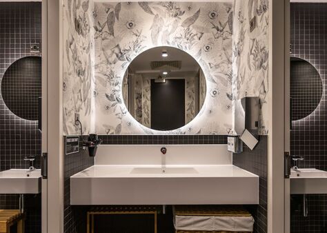 Office Space 17 St Helen's Place - Image 2