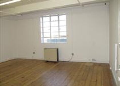 Office Space Bon Marche - Image 8