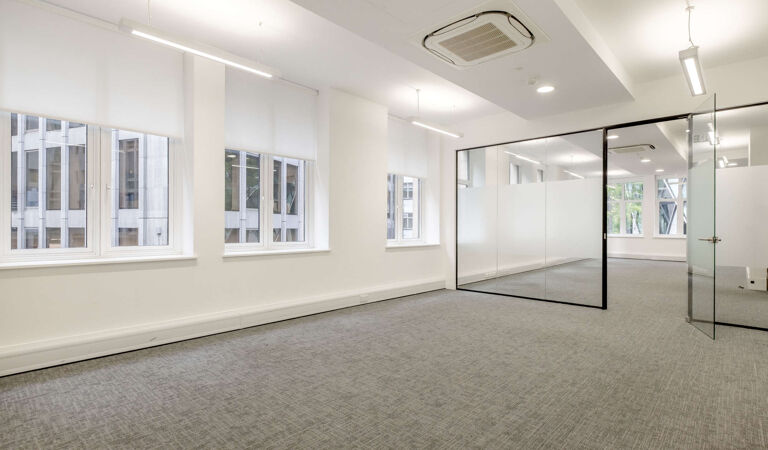 Office Space Reknown House - Image 3