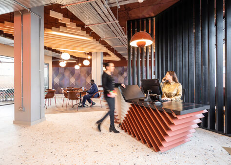 Office Space Saunders House - Image 2