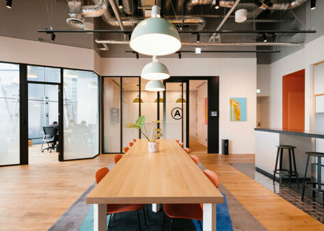 Image #7 of 5 Merchant Sqaure