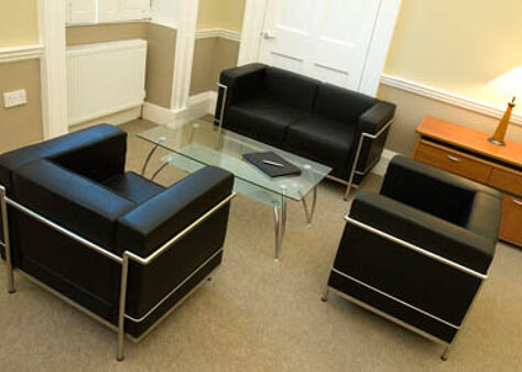 Office Space Lion Court - Image 3