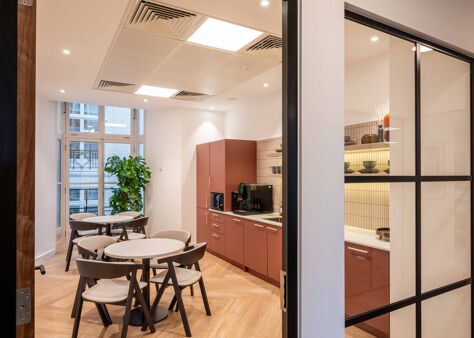 Office Space 175 Piccadilly  - Image 10