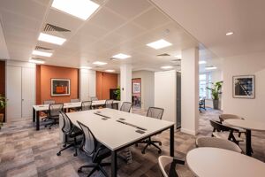 Office Space 175 Piccadilly  - Image 8