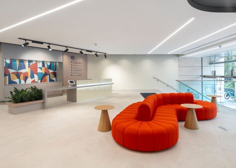 Office Space 10 St Bride Street - Image 2