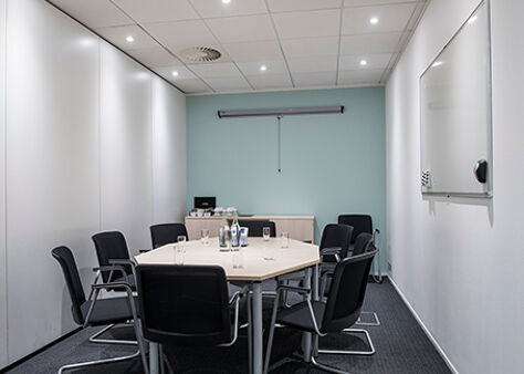 Office Space Reigate London Road - Image 9