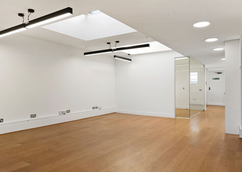 Office Space 9 Argyll Street - Image 7